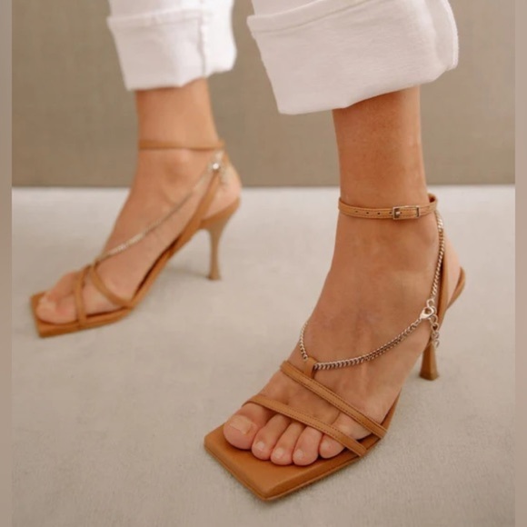 Alohas Anthropologie Strappy Chain Sandals Heels Square Toe Sz 38 - Picture 1 of 16
